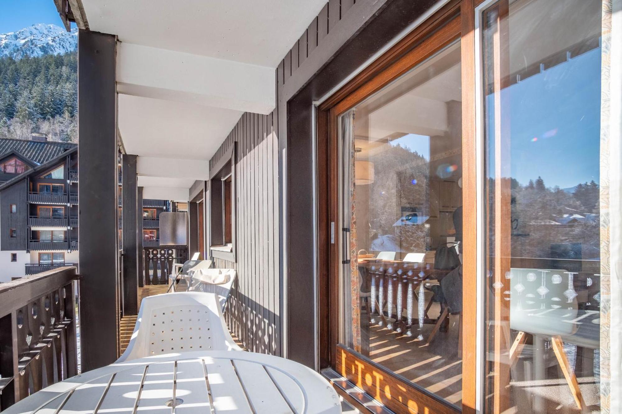 Le Savoy 2 - Pied Des Pistes - Centre Apartment Chamonix Bagian luar foto